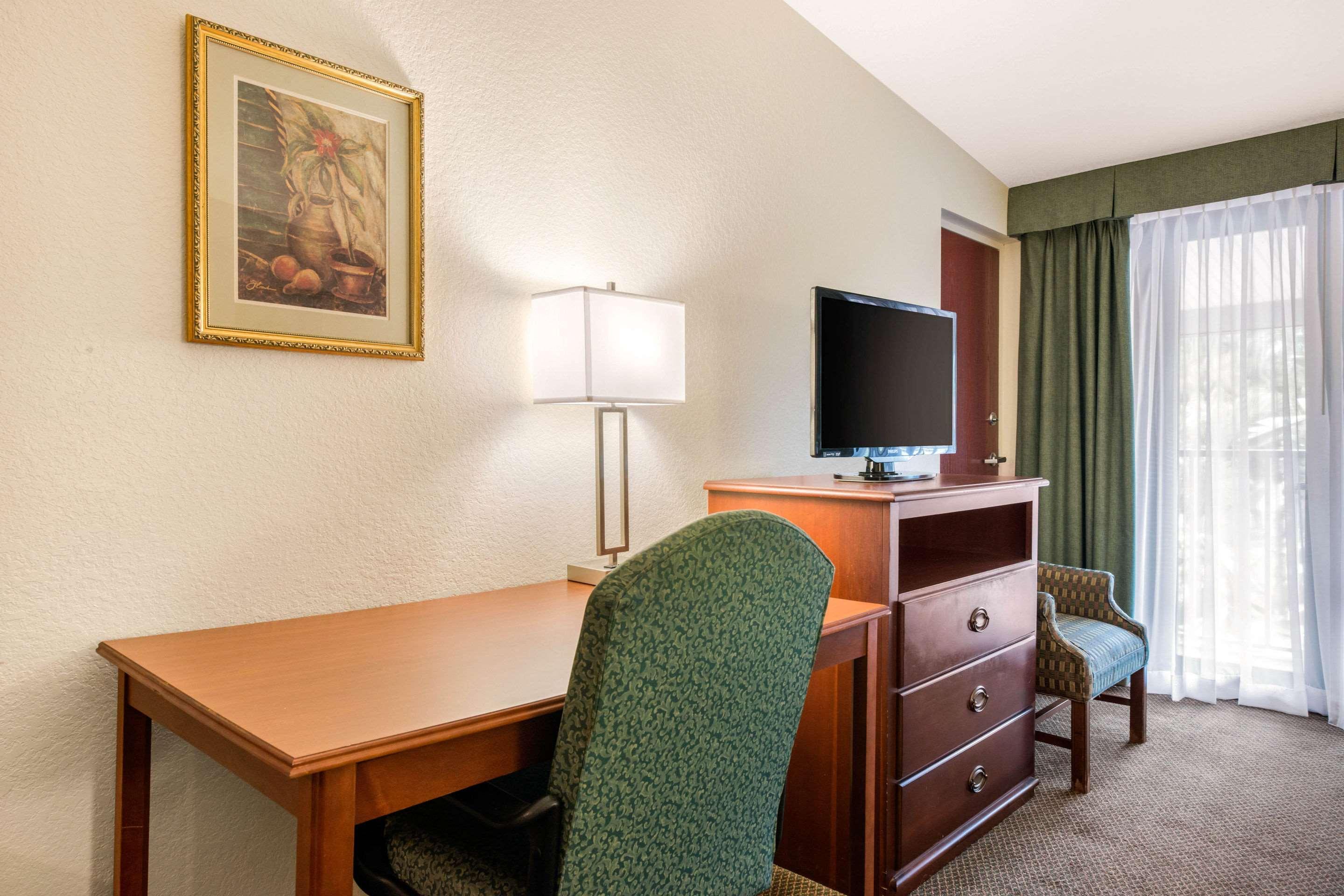 Quality Inn & Suites Tarpon Springs South Luaran gambar