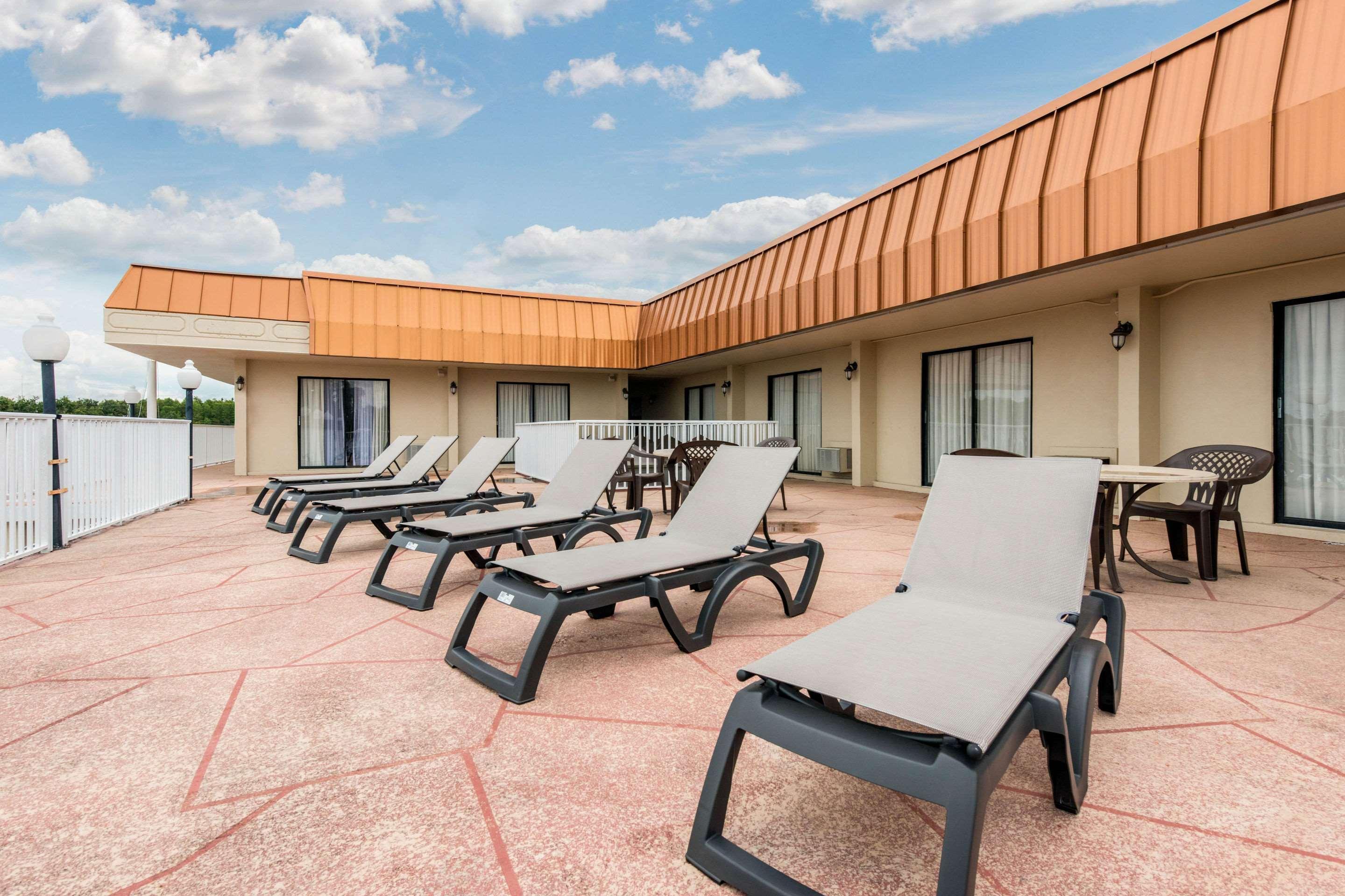 Quality Inn & Suites Tarpon Springs South Luaran gambar